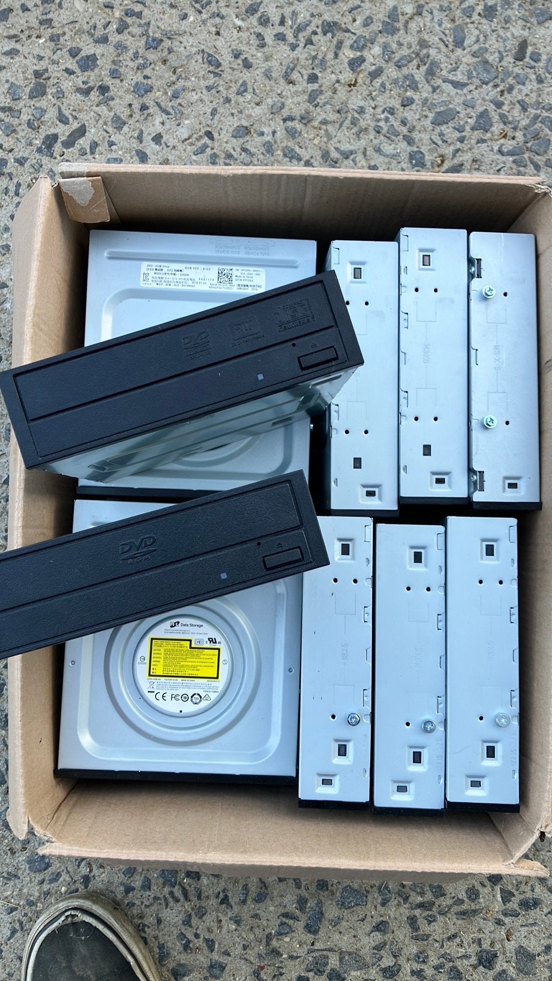 14 dvd rw sata optische drives, Computers en Software, Optische drives, Ophalen, Zo goed als nieuw, Intern, Dvd
