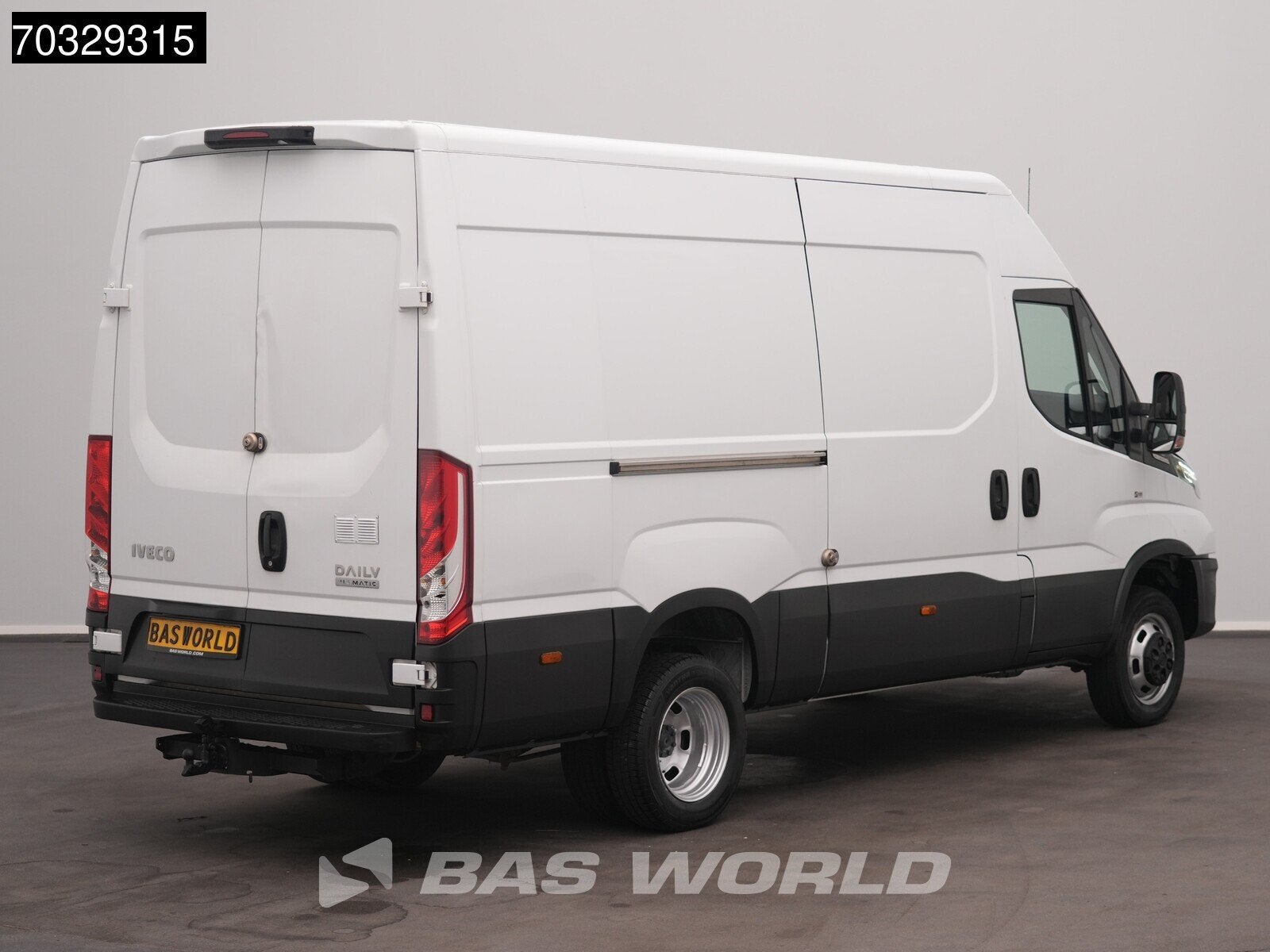 Iveco Daily 50C18 3.0L Automaat L2H2 Dubbellucht 3,5t Trekha, Auto's, Automaat, Stof, Gebruikt, Euro 6