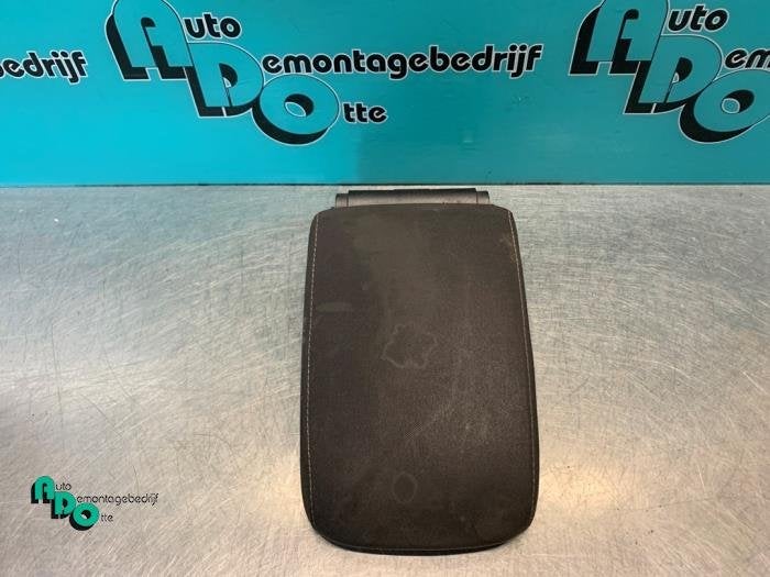 Accoudoir d'un Volkswagen Golf (Golf 12-), Volkswagen, -, 3 mois de garantie, Utilisé