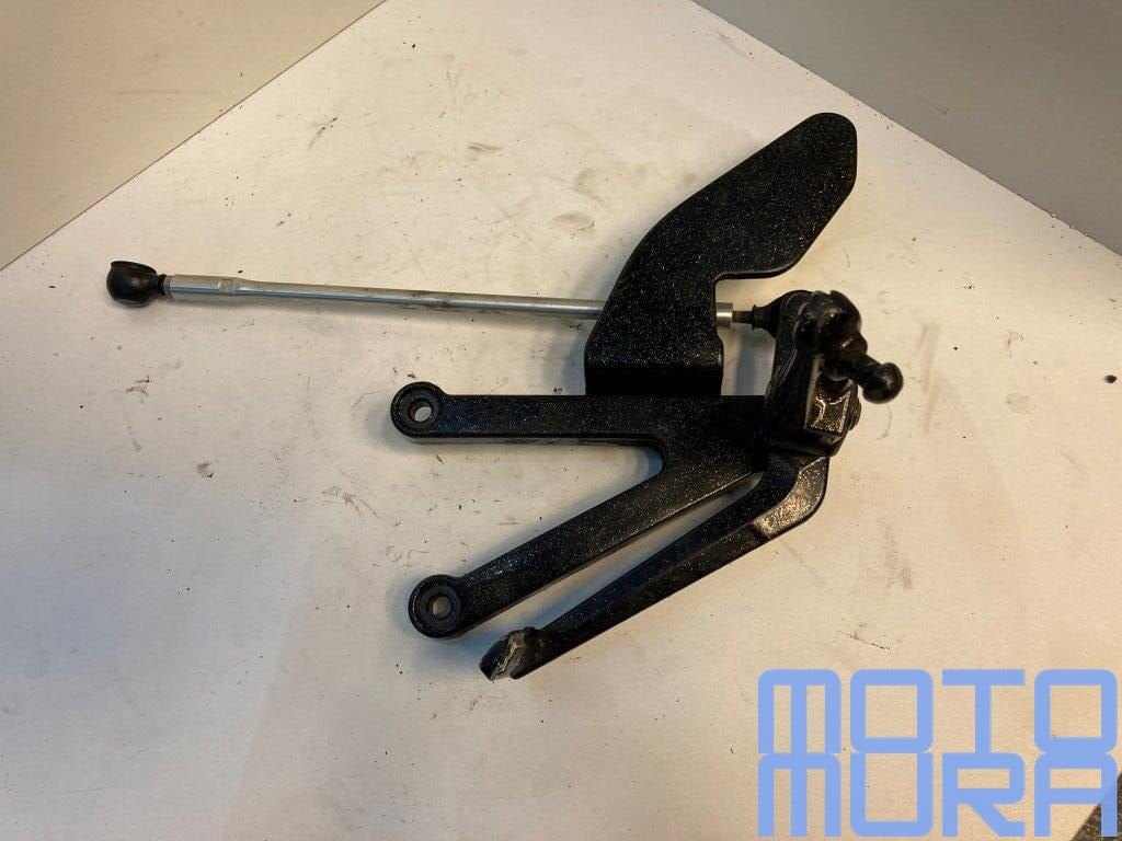 Voetsteun links schakelpedaal Yamaha R1 1998 - 2001 RN01 RN0, Gebruikt, -, -, Ophalen of Verzenden
