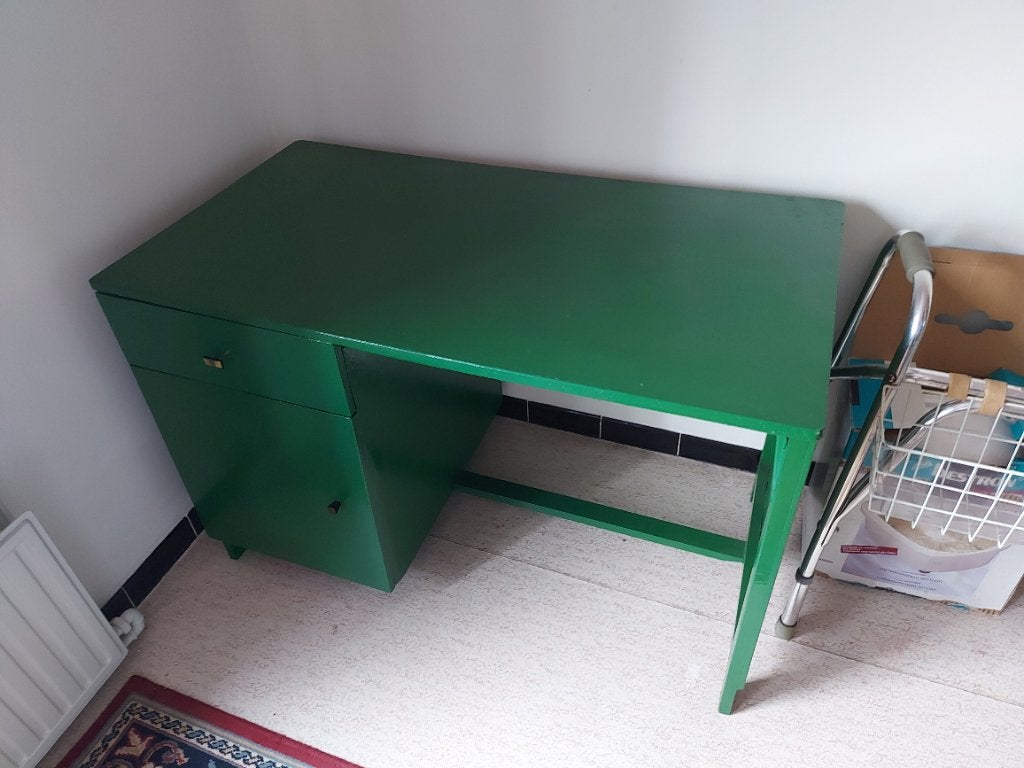 Vintage houten bureau werktafel studeertafel, Huis en Inrichting, Ophalen, Groen, 120 cm, Vintage