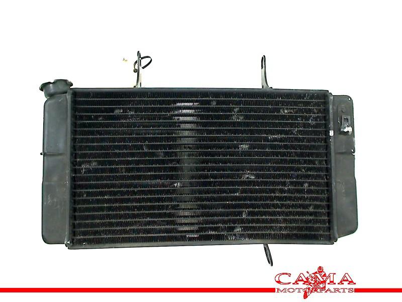 RADIATEUR EAU Yamaha FZS 600 Fazer 2002-2003 (FZS600), Dhr. S. di Majo, Utilisé, Info@cama-motorparts.nl, P.J. Troelstraweg 8 8
3144 CX  MAASSLUIS, NL