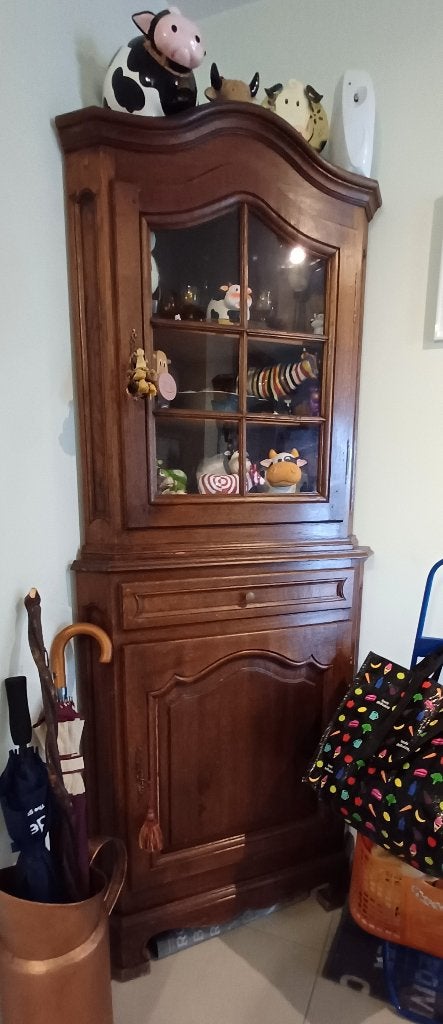 Armoire - vitrine de coin chêne & verre, Maison & Meubles, Armoires | Vitrines, Avec tiroir(s), Chêne, Comme neuf, 50 à 100 cm