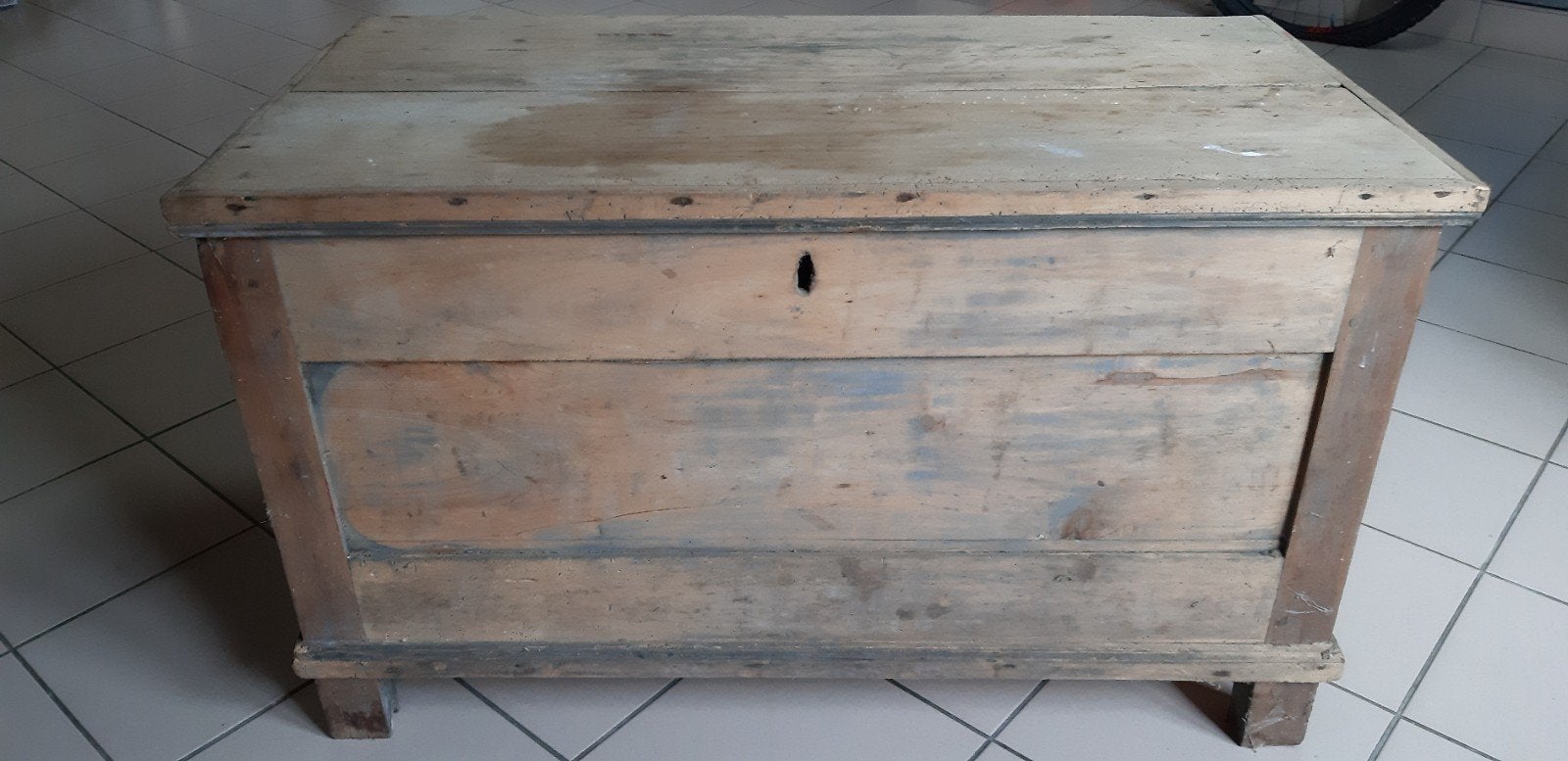 Antieke, houten kist, Ophalen