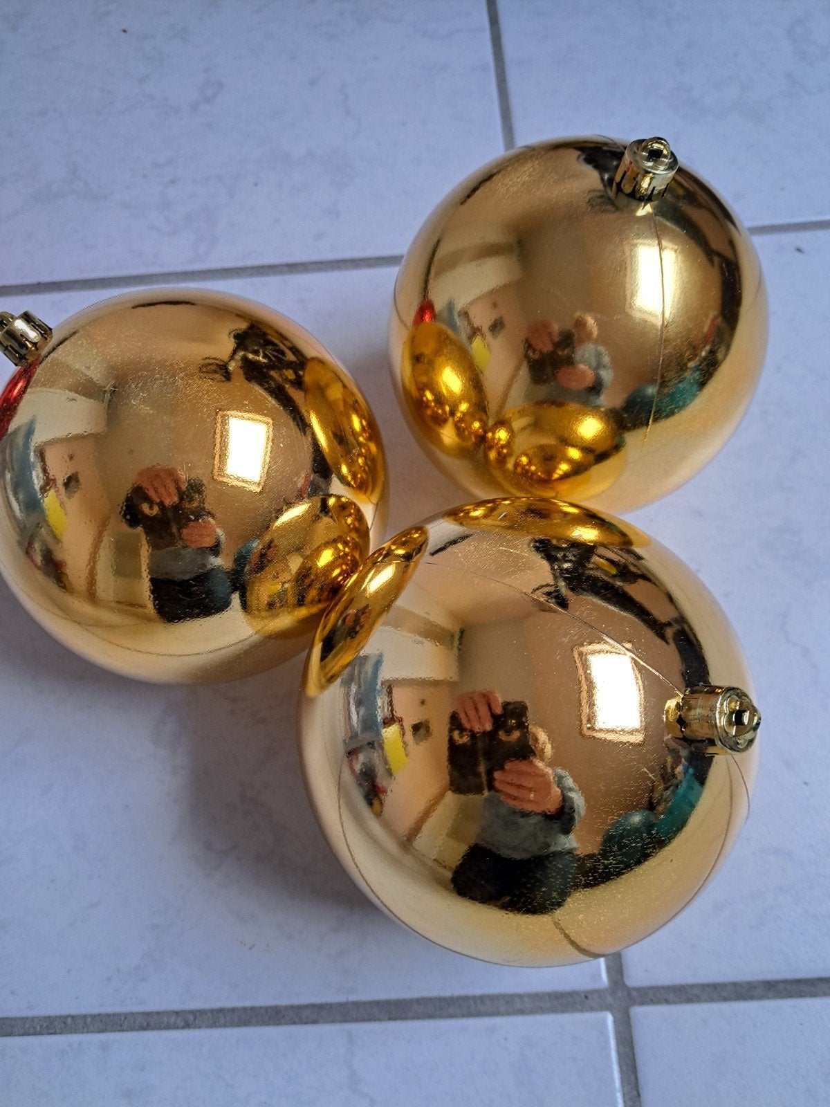 grote kerstballen, Ophalen