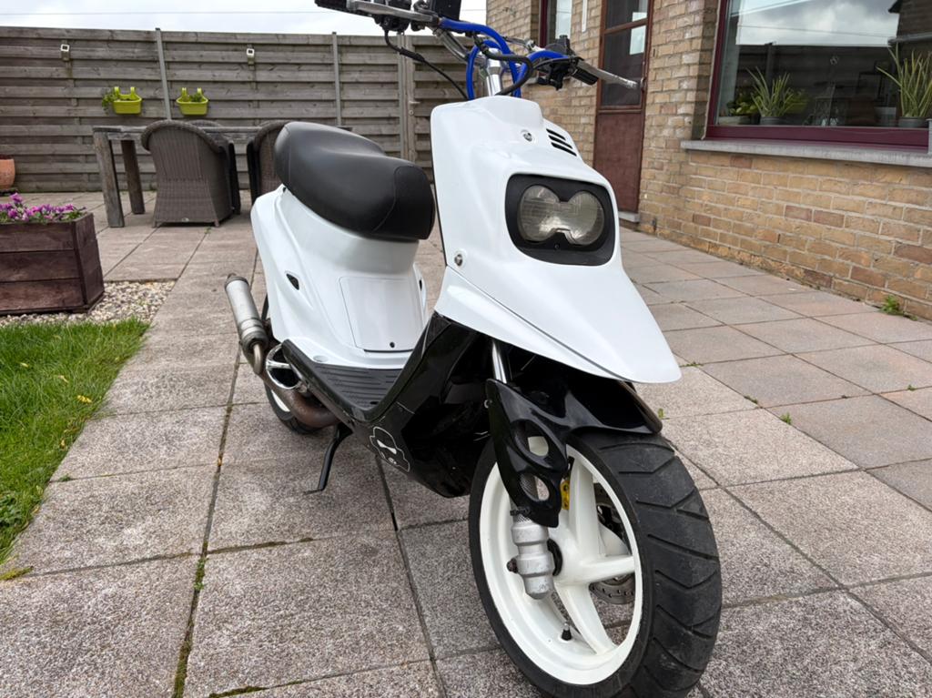 Yamaha Booster Sprinter B klasse, Fietsen en Brommers, Scooters | Yamaha, Zo goed als nieuw, Klasse B (45 km/u), Tweetakt, Ophalen