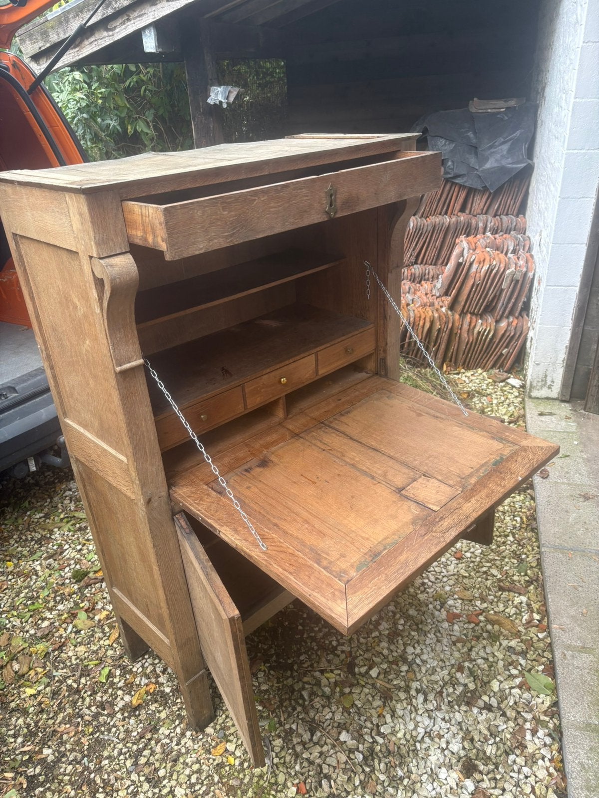 Ancien secretaire, Enlèvement, Utilisé
