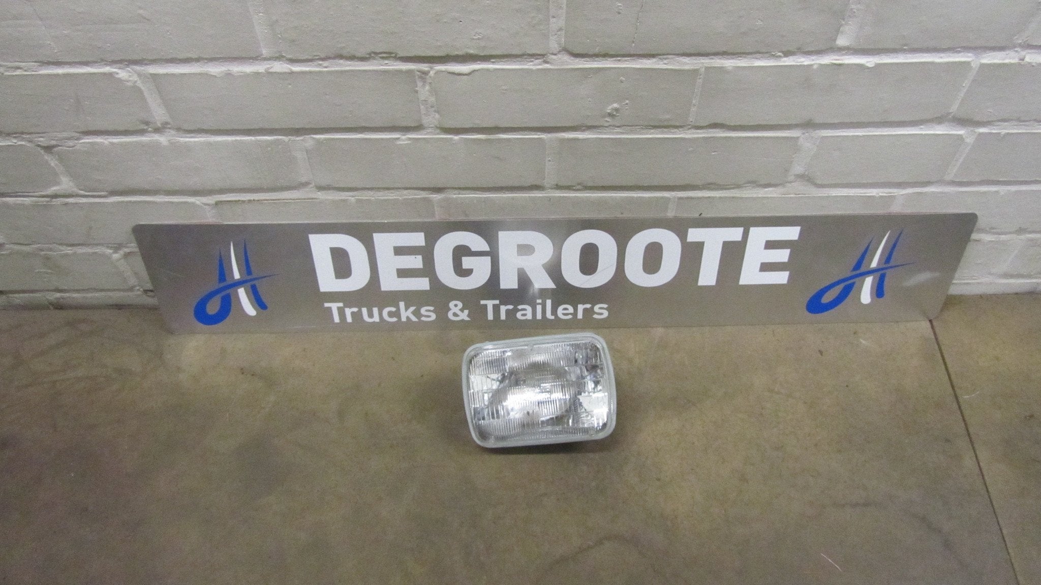 Koplamp Halogen Plus H6054LL, Gebruikt, Volvo, Verlichting