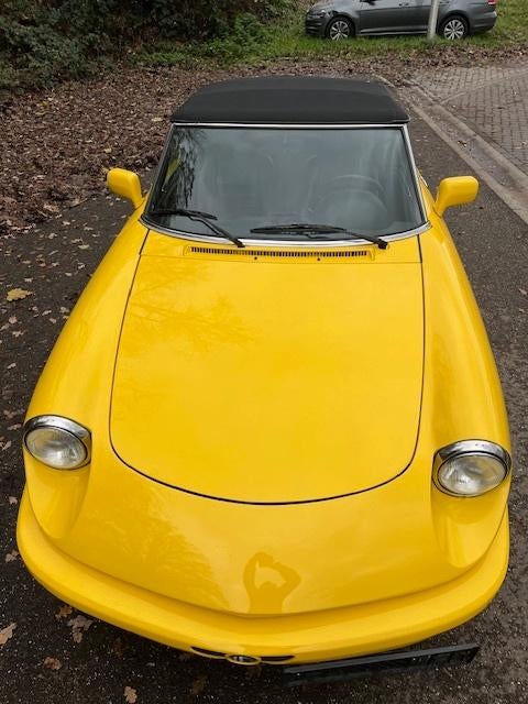 Alfa Spider en excellent état, voiture ancienne ! ! !, Autos, Entreprise, Boîte manuelle, Noir, 2 portes