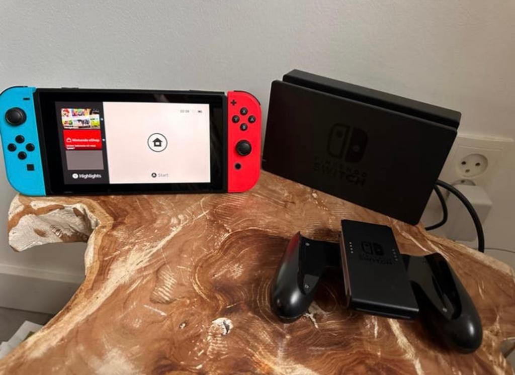 Nintendo Switch 1 TOP CONDITION, Games en Spelcomputers, Spelcomputers | Nintendo Switch, Zo goed als nieuw, Ophalen of Verzenden