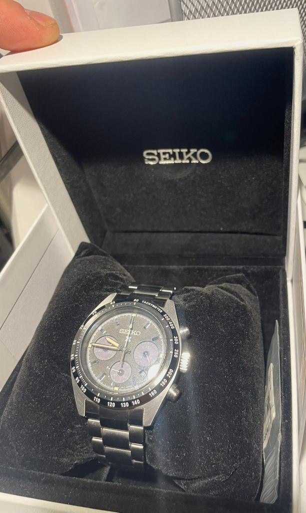 Seiko SSC819 P1 Chronographe solaire Prospex Speedtimer, Montre-bracelet, Seiko, Enlèvement, Acier