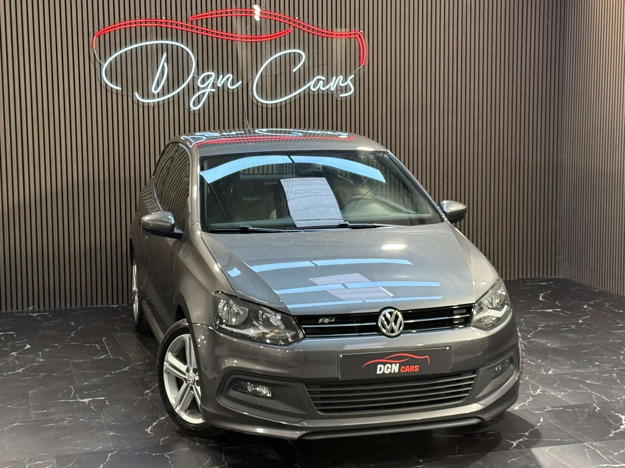 Volkswagen Polo Polo 1.4i R-Line (bj 2012), Auto's, https://public.car-pass.be/vhr/288d8ad4-50d2-4c9d-957d-cfa1aa97ade3, Euro 5
