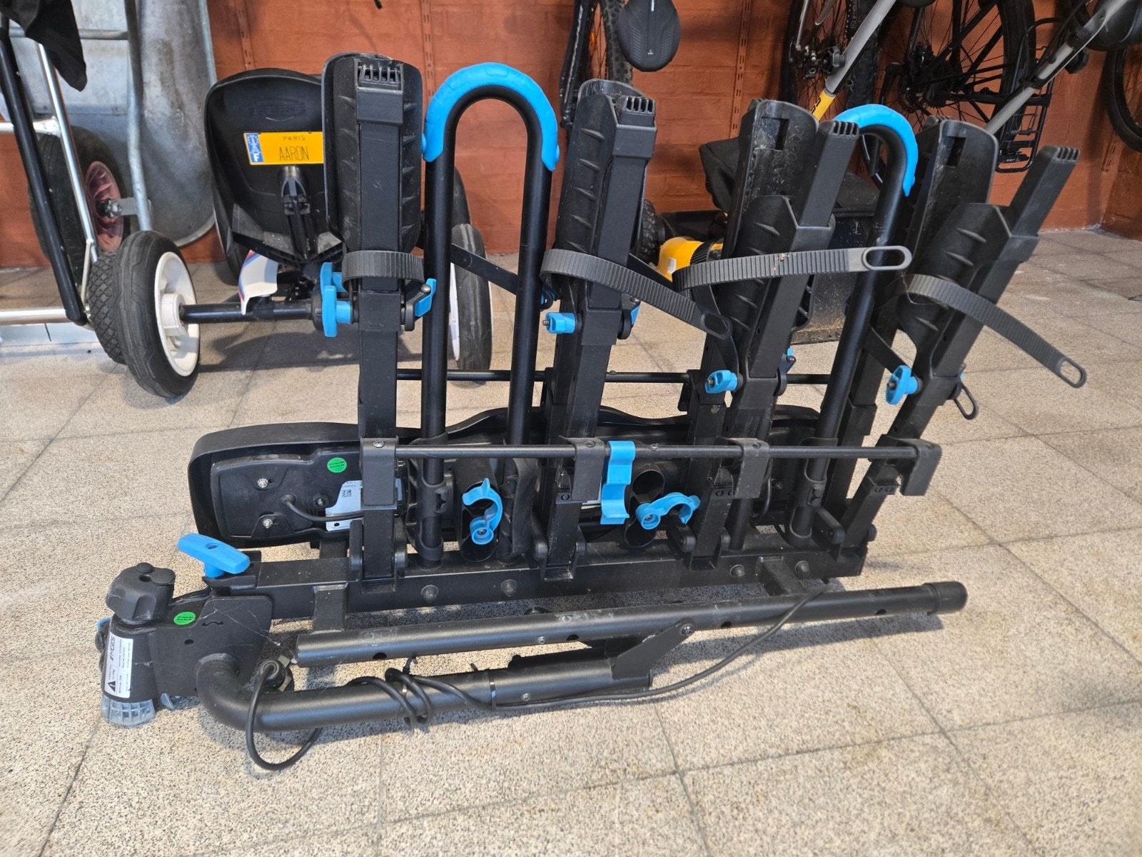 Fietsendrager opvouwbaar 4 fietsen, Auto diversen, Fietsendragers, Ophalen