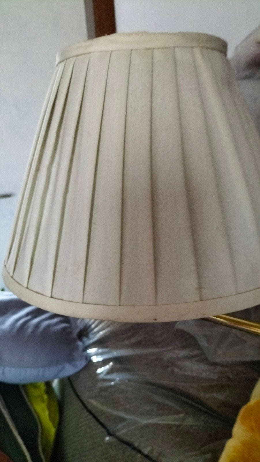 Abat jour avec au sol pied de lampe doré 29 le tout, Enlèvement ou Envoi