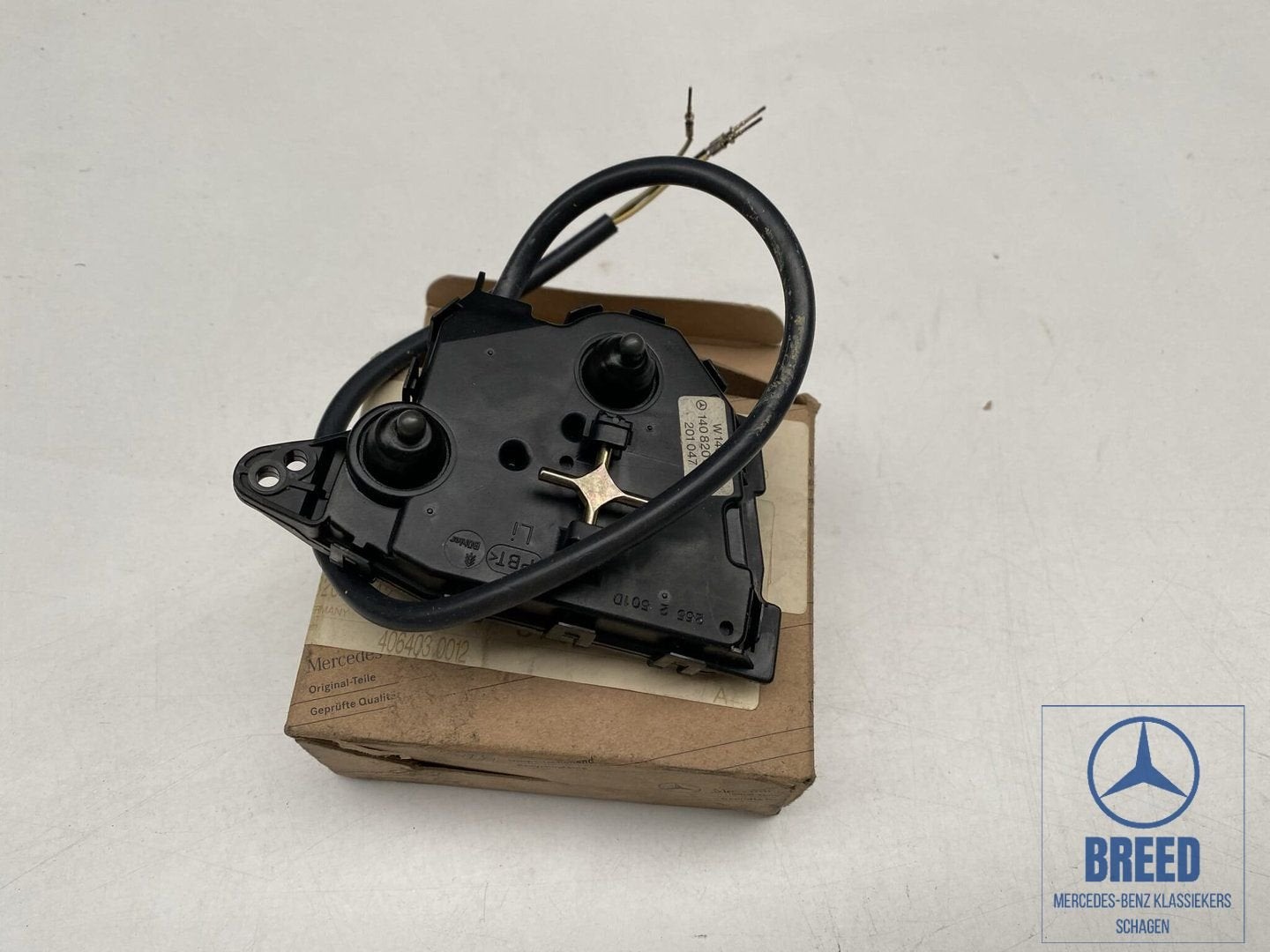 NOS stelmotor spiegel links voor Mercedes-Benz W140, Neuf, -, -, Enlèvement ou Envoi
