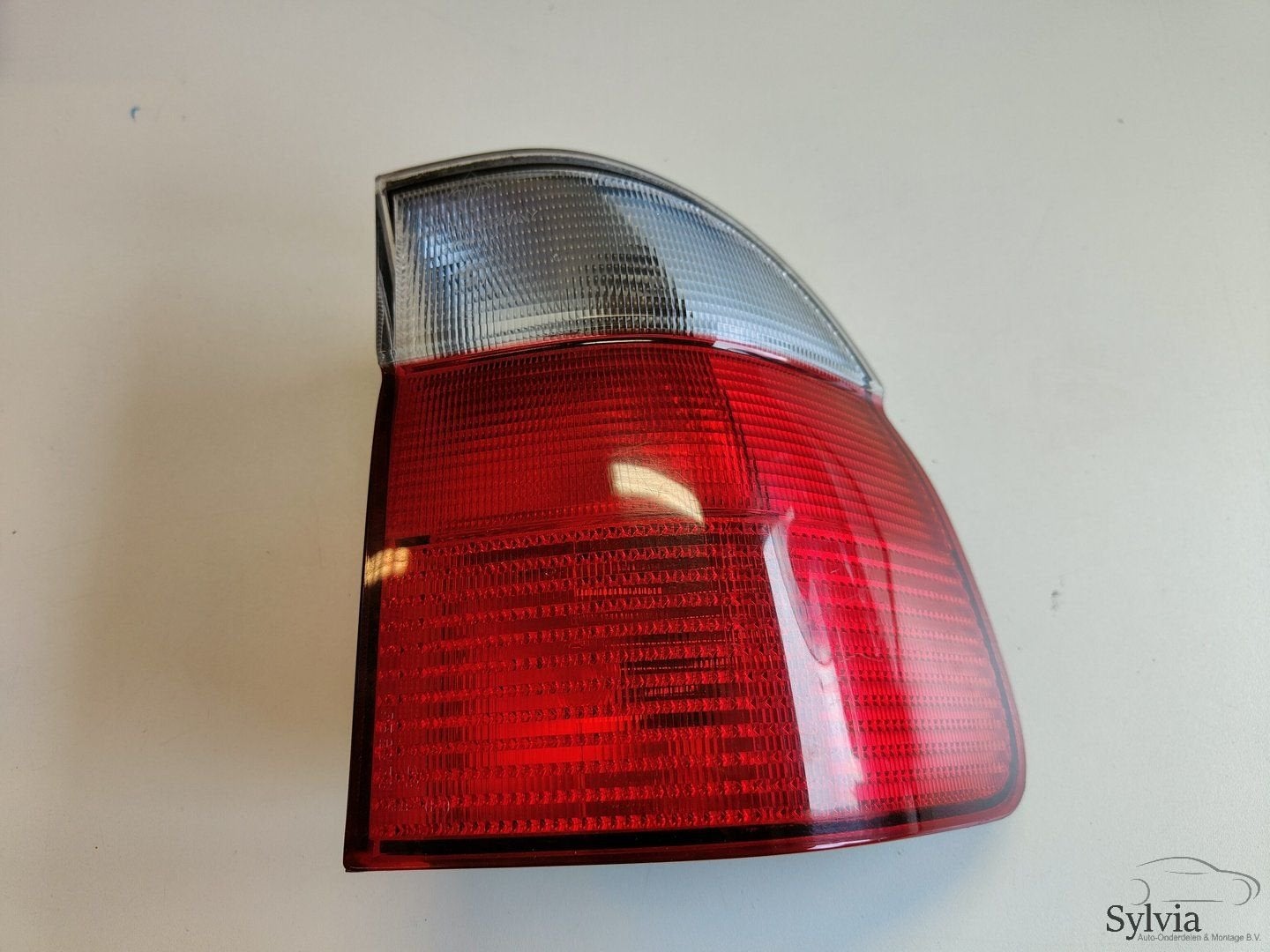 Achterlicht rechts rood wit BMW 5 Serie E39  Touring 2496322, -, Utilisé, -, Enlèvement ou Envoi