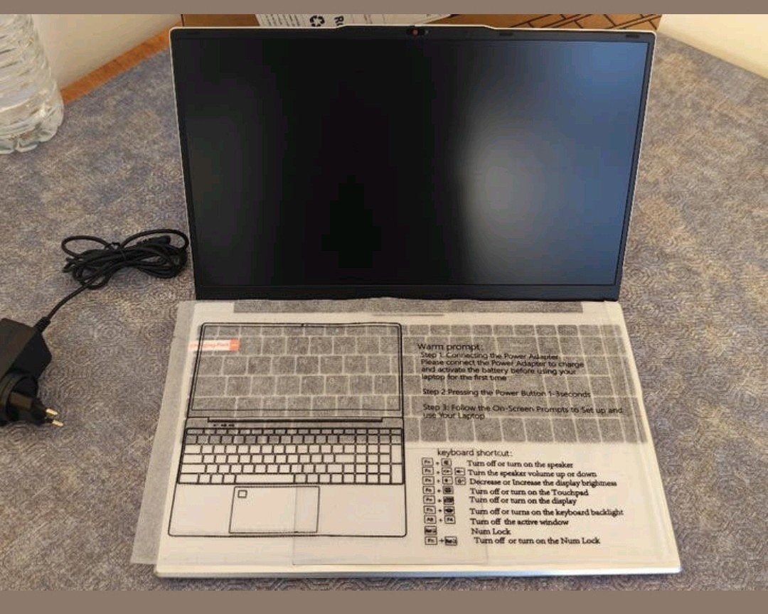 Een paar weken geleden nieuw gekocht maar uiteindelijk nooit, Computers en Software, Laptophoezen, Ophalen of Verzenden