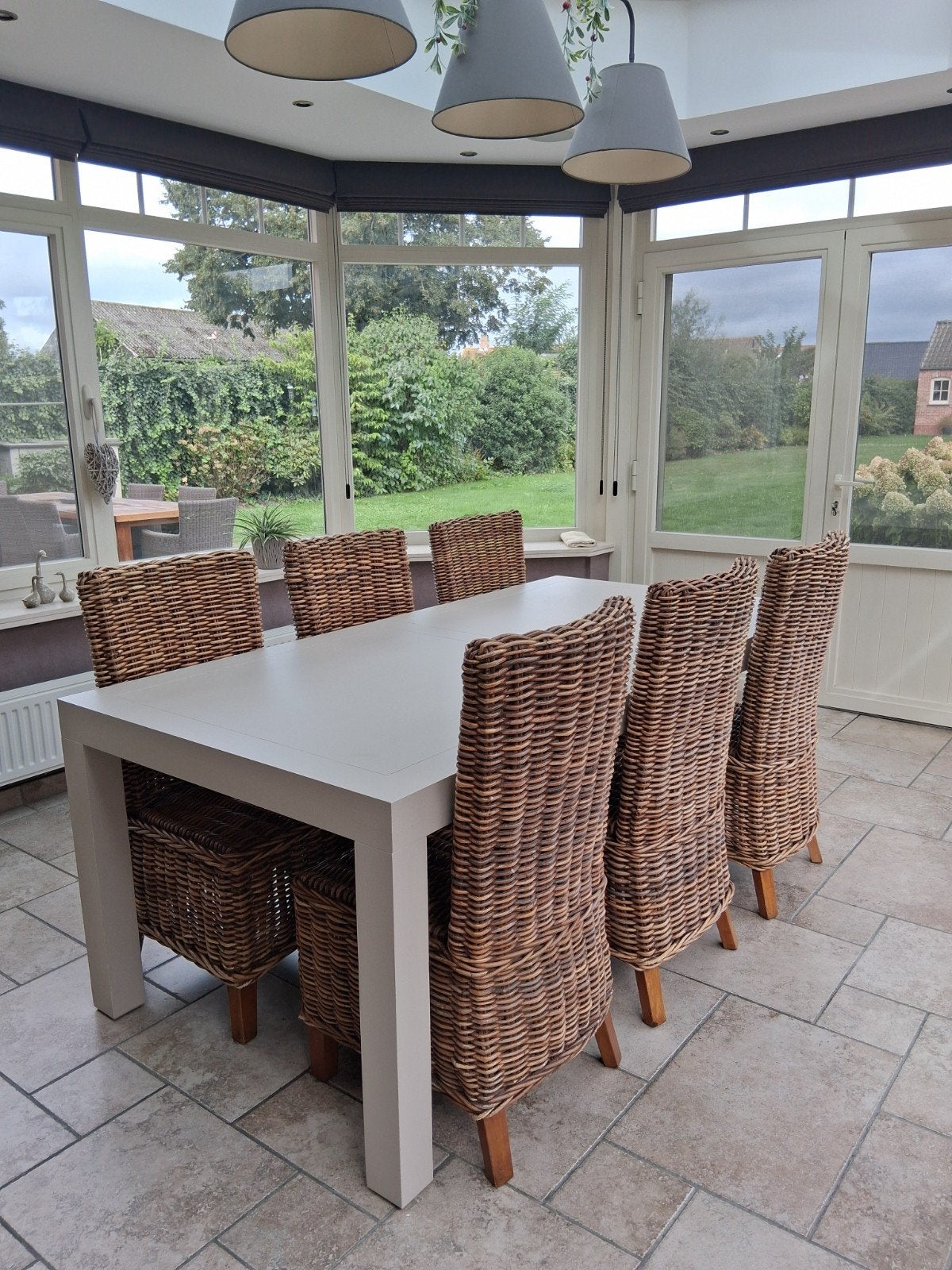 Tafel en 6 stoelen, Enlèvement
