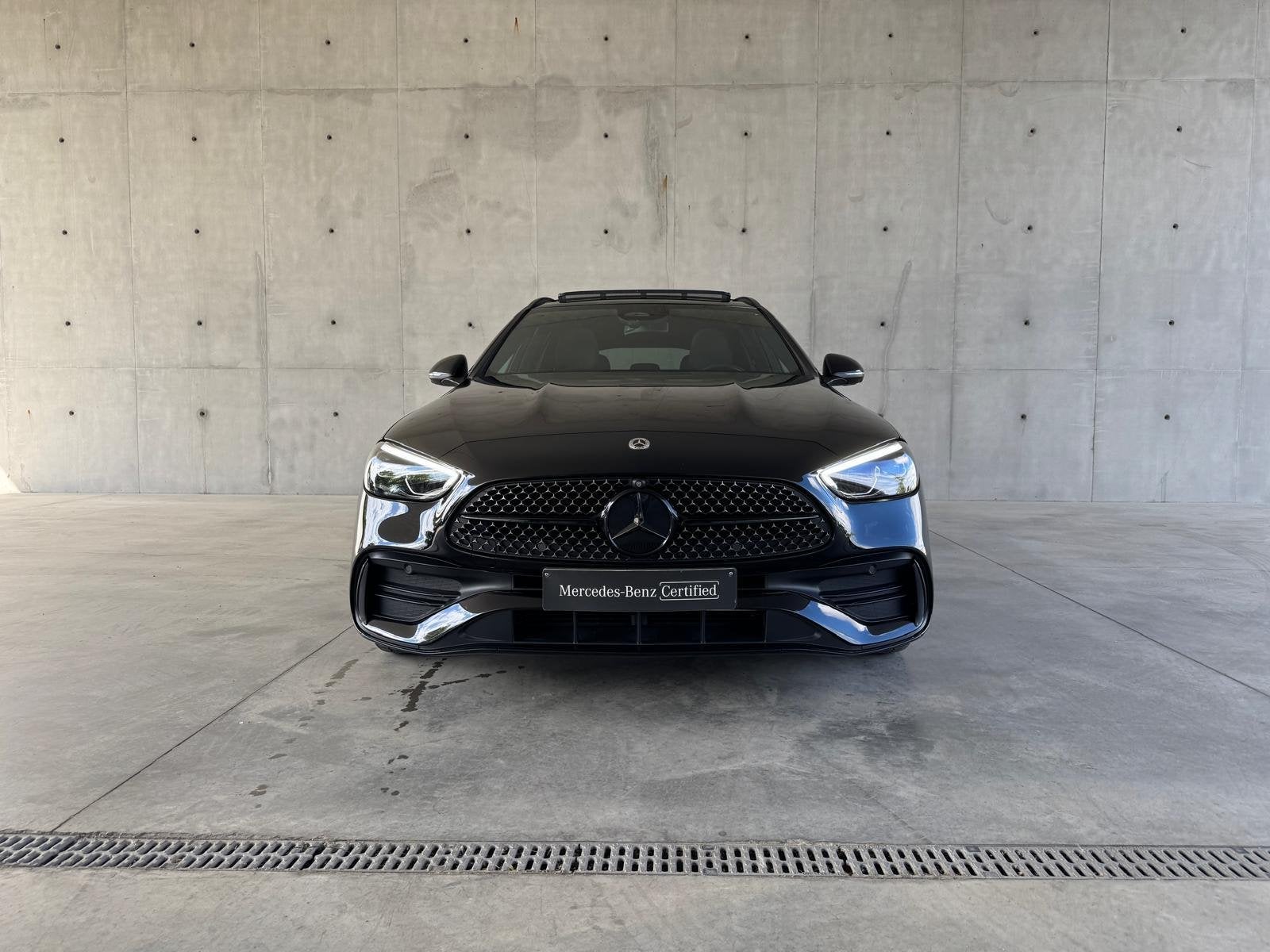Mercedes-Benz C-Klasse 300 e AMG Line Break + LEDER + PANO D, 1800 kg, Euro 6, Entreprise, Noir