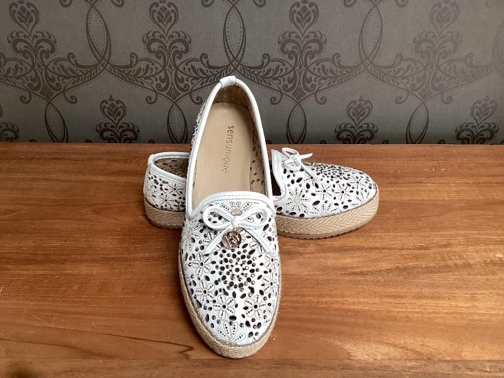 Schoenen Sensunique 37, Kleding | Dames, Schoenen, Zo goed als nieuw, Instappers, Wit, Ophalen of Verzenden