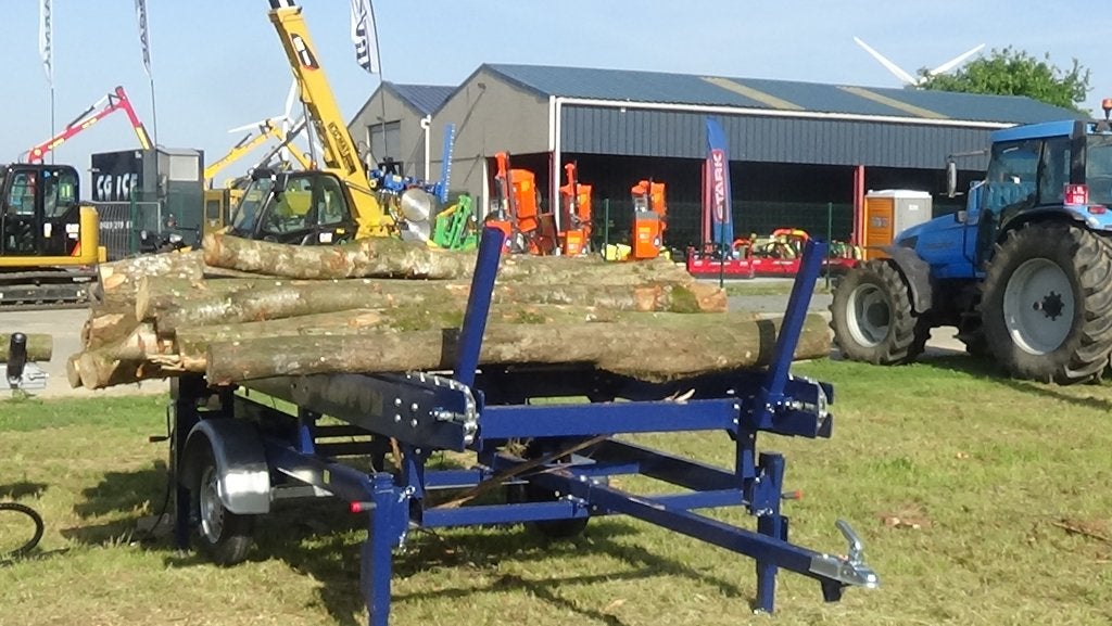 Deck à chaines TAJFUN pour le bois de chauffage, 6 m³ ou plus, Enlèvement, Chêne, Troncs d'arbres