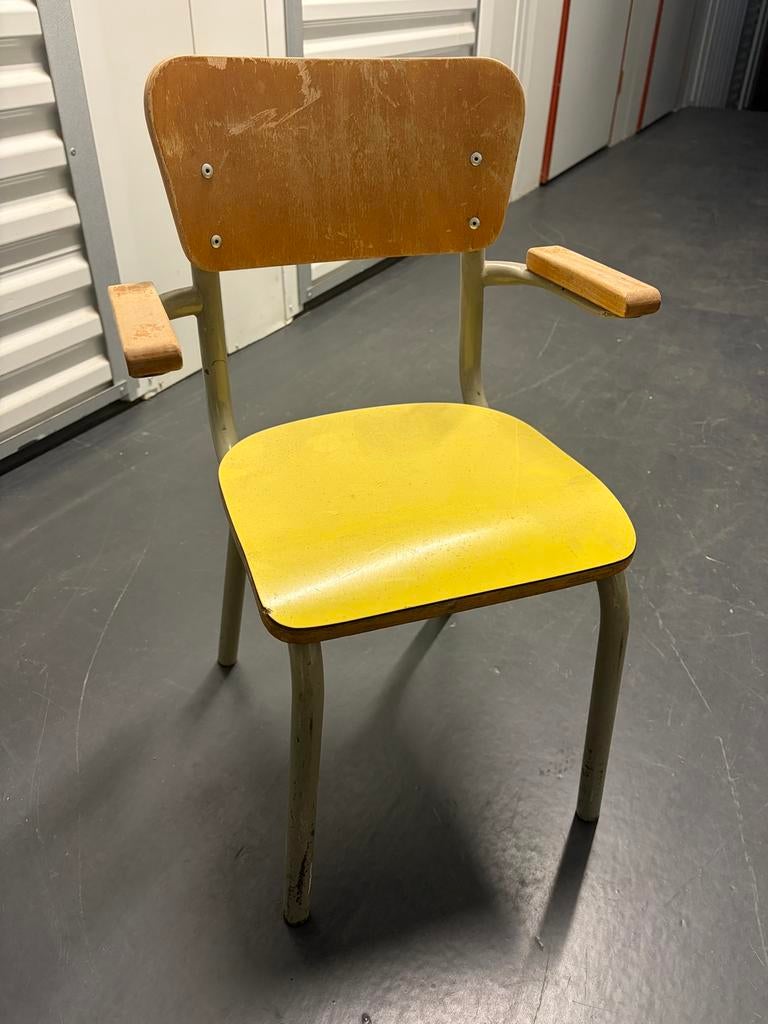 Karaktervol kinderstoeltje, Enlèvement, Comme neuf