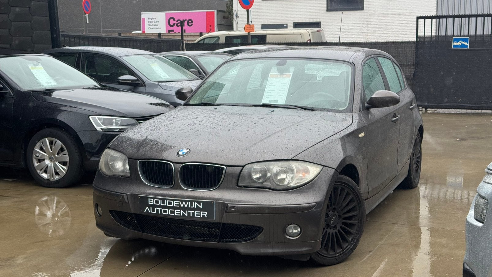 Bmw 1 Serie 120i Benzine Automaat 139.xxxkm Topstaat Gekeurd, Autos, Cuir, Entreprise, Garantie prolongée, Carnet d'entretien