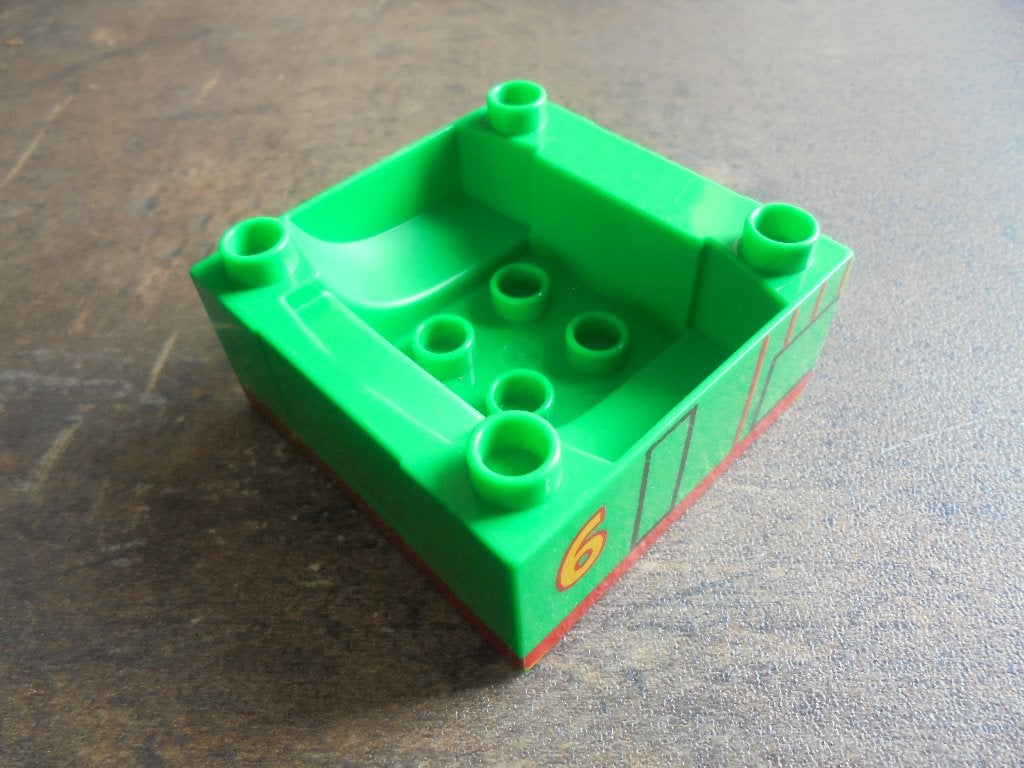 Lego Duplo Train Cab or Tender Base (zie foto's), Enlèvement ou Envoi, Utilisé, Briques en vrac, Duplo