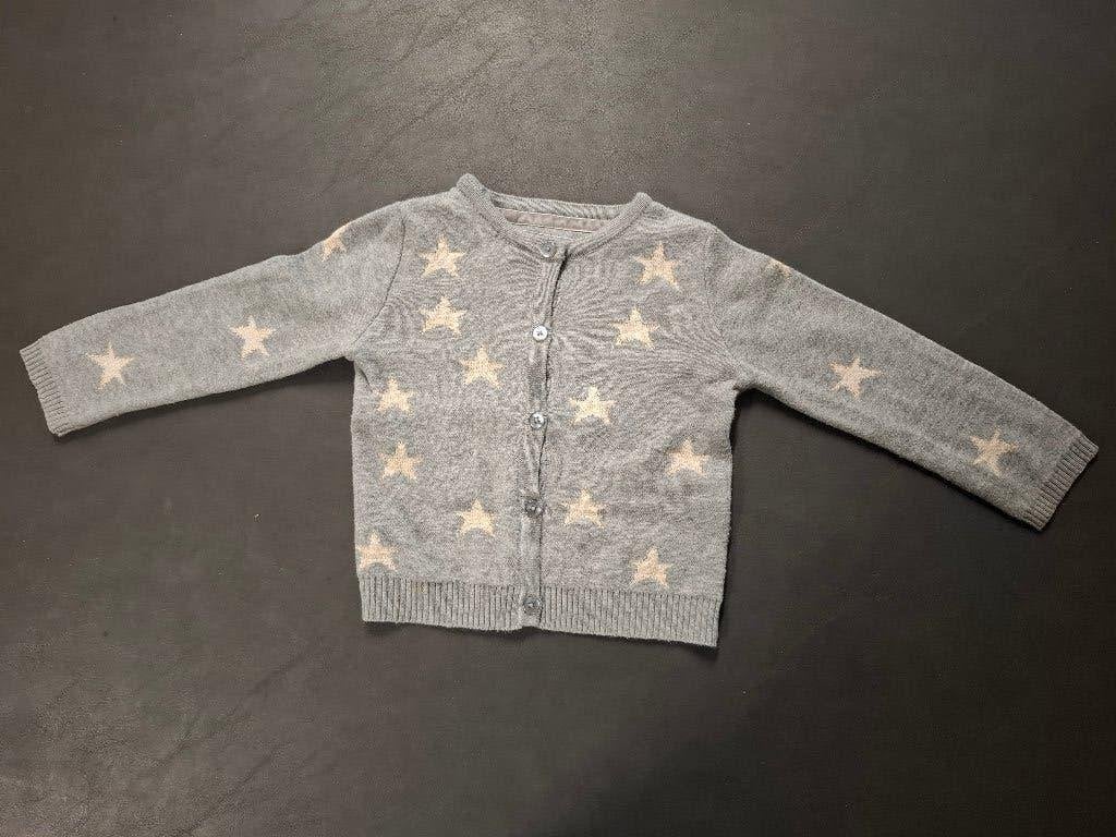 Baby giletje 12 maanden, Kinderen en Baby's, Babykleding | Maat 80, Gebruikt, Ophalen of Verzenden, Truitje of Vestje, Meisje