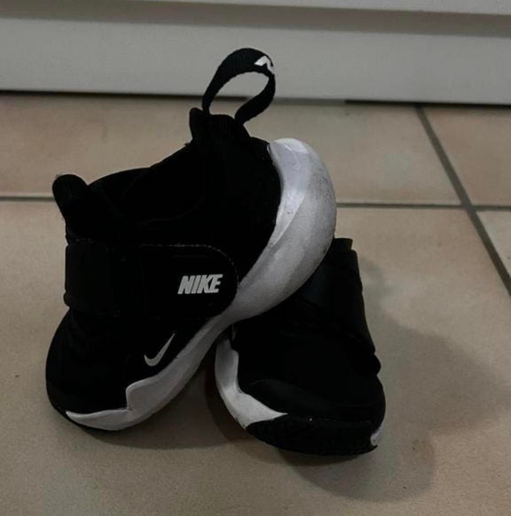 Nike First Steps sneakers, maat 19,5, Ophalen, Gebruikt