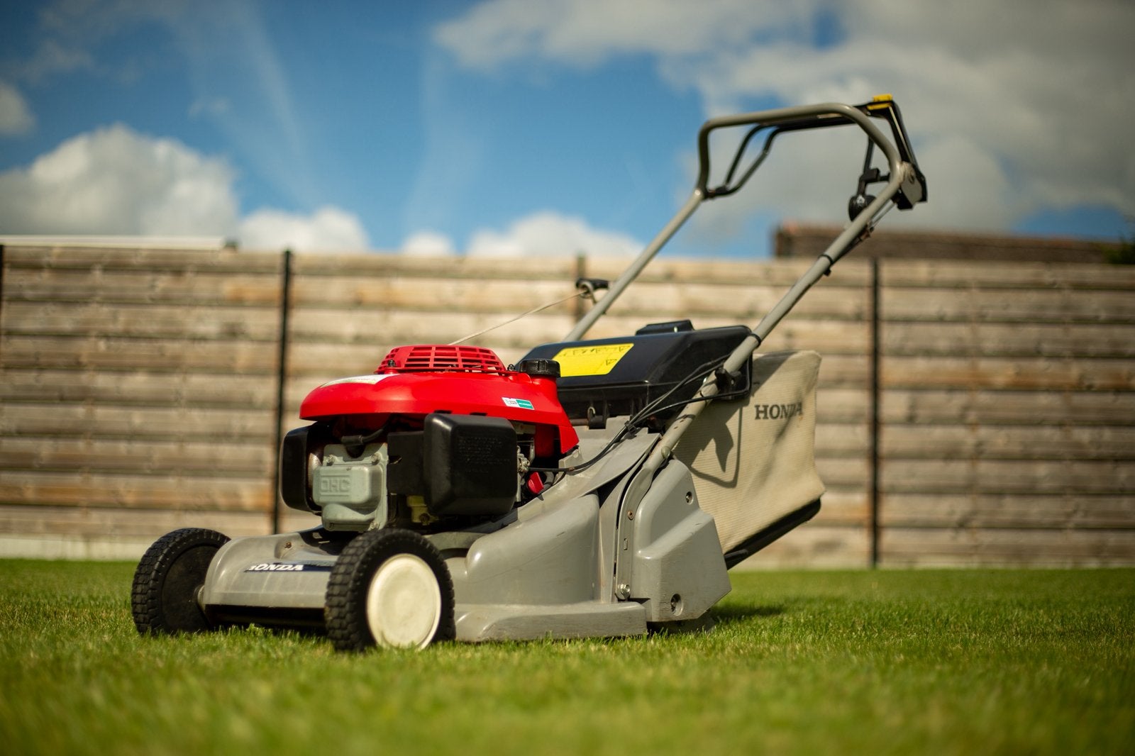Tondeuze Honda HRB425C avec rouleau arrière — Excellent état, Tondeuse rotative, Tondeuses à gazon à essence, 40 à 49 cm, Enlèvement