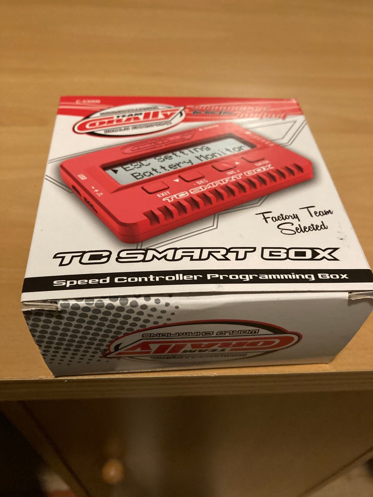 Rc electro, Hobby en Vrije tijd, Modelbouw | Radiografisch | Auto's, Ophalen of Verzenden, Zo goed als nieuw