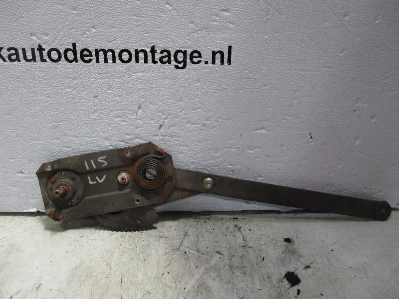 RAAMMECHANIEK HAND LINKS VOOR Mercedes-Benz / 8 (W115), Auto-onderdelen, Gebruikt, Mercedes-Benz
