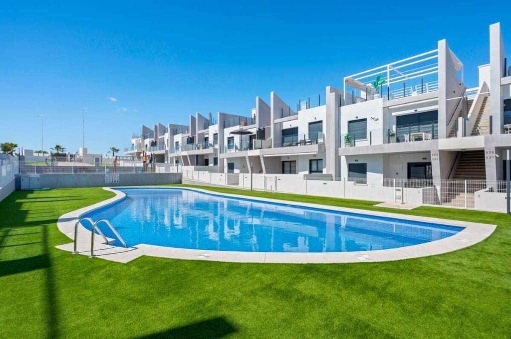 Appartement à l'étage supérieur/San Miguel de Salinas, Village, 145 m², San Miguel de Salinas., 2 pièces