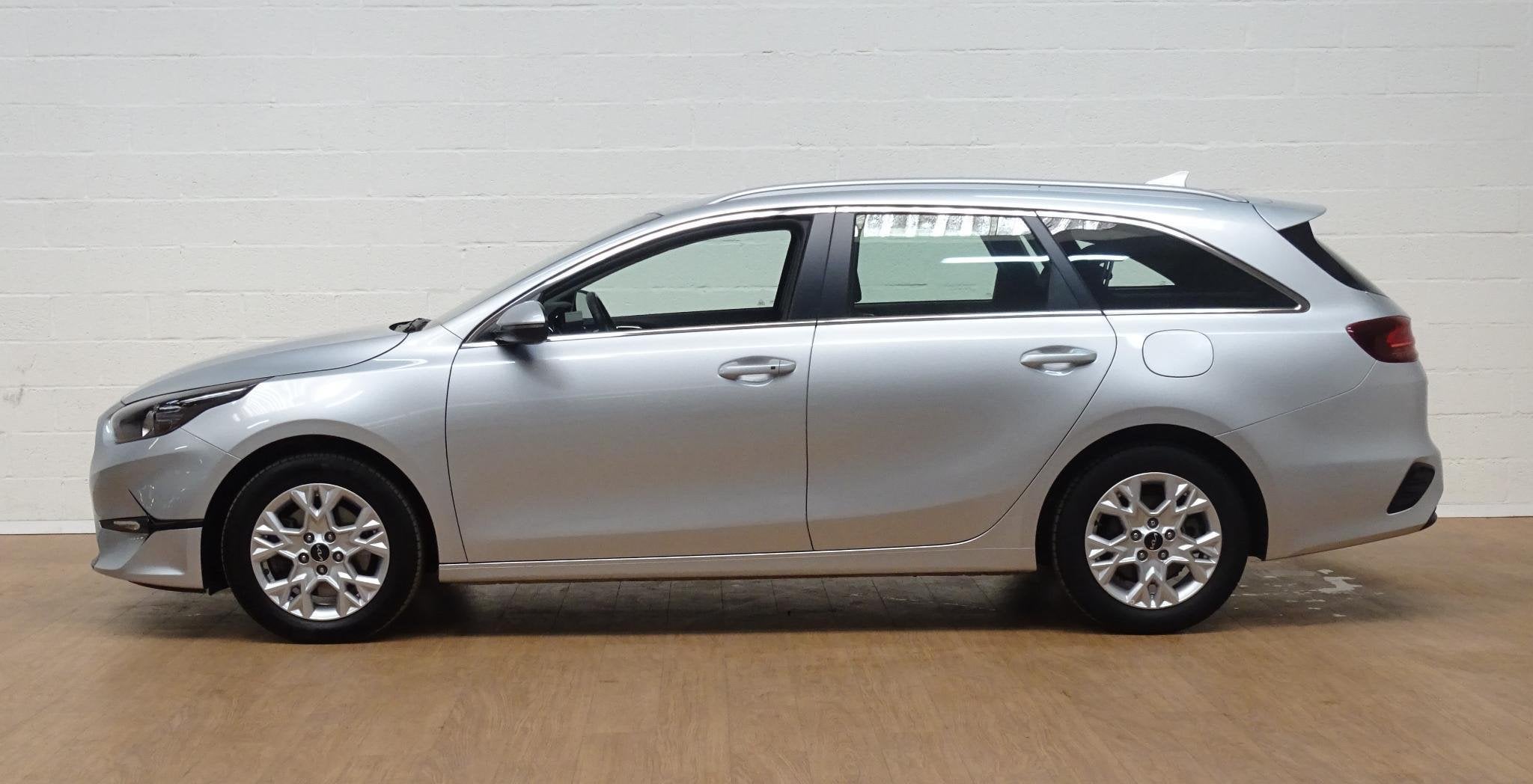 Kia Ceed sw 1.0 T-GDi 7DCT Pulse (automatique), Autos, Argent ou Gris, Achat, Entreprise, Entretenue par le concessionnaire