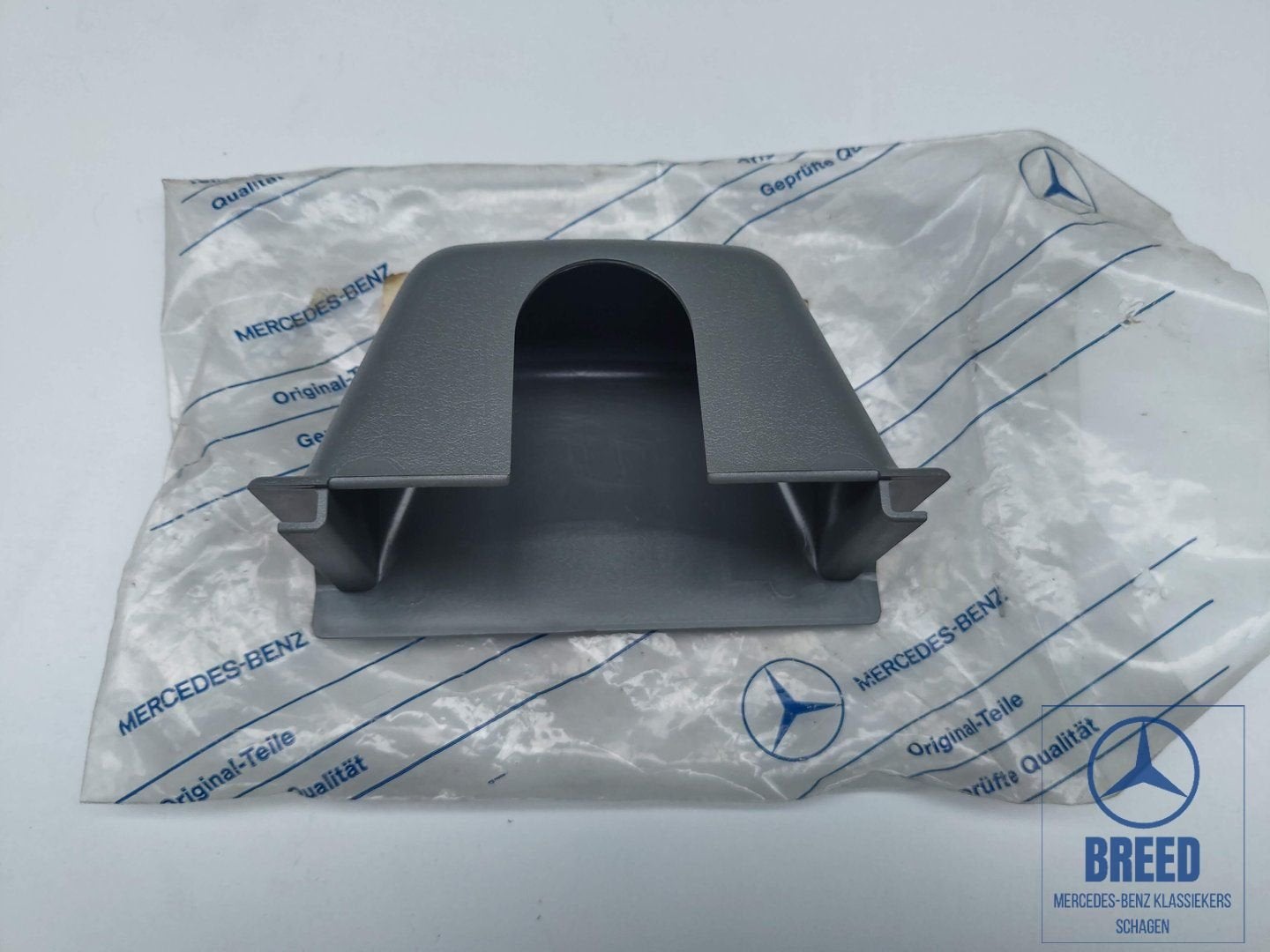 NOS afdekking achterruitenwisser grijs Mercedes W124 T-Model, -, Nieuw, Ophalen of Verzenden, -