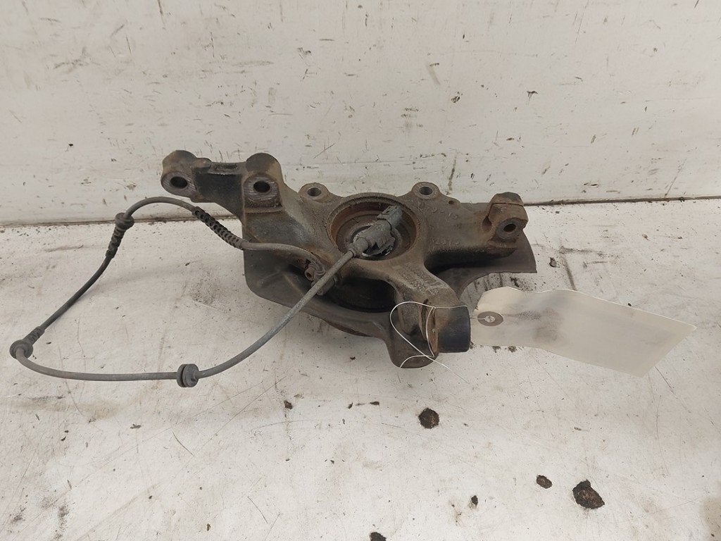 FUSEE AVANT GAUCHE Corsa E (|13431896|133887667|13388767|), Opel, Opel Automobile GmbH, Utilisé, Kontakt-opel@opel.com