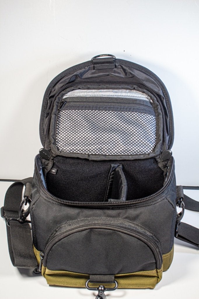 sac photo canon bandouilere  comme 9, Audio, Tv en Foto, Ophalen of Verzenden, Zo goed als nieuw, Canon, Gevoerd