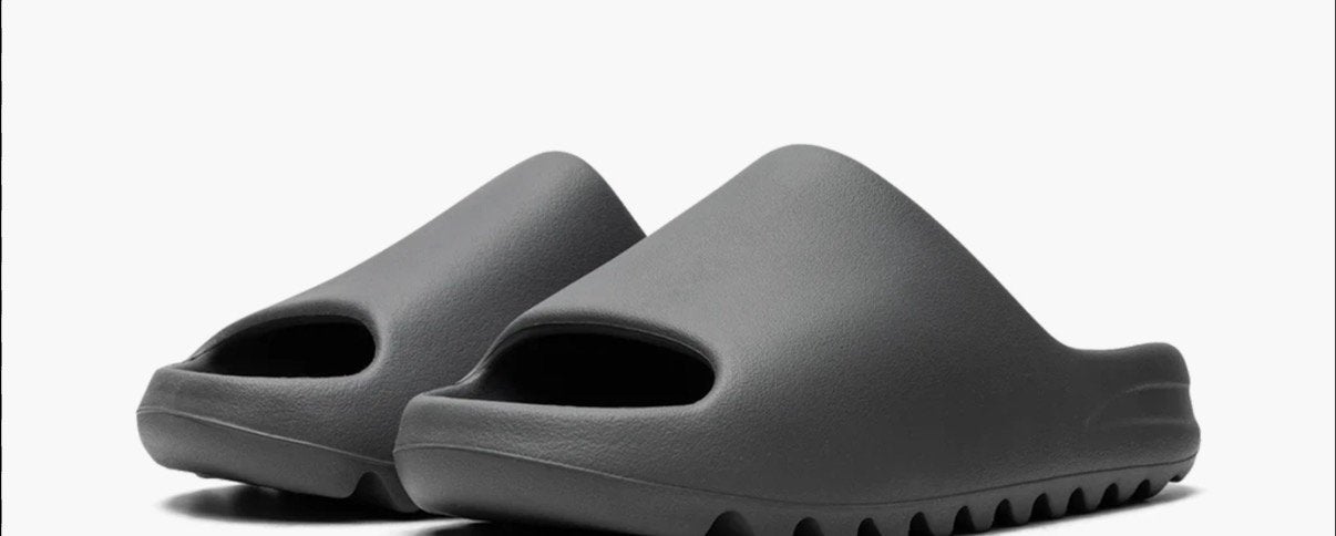 À la recherche d'un toboggan Yeezy, Enlèvement, Comme neuf
