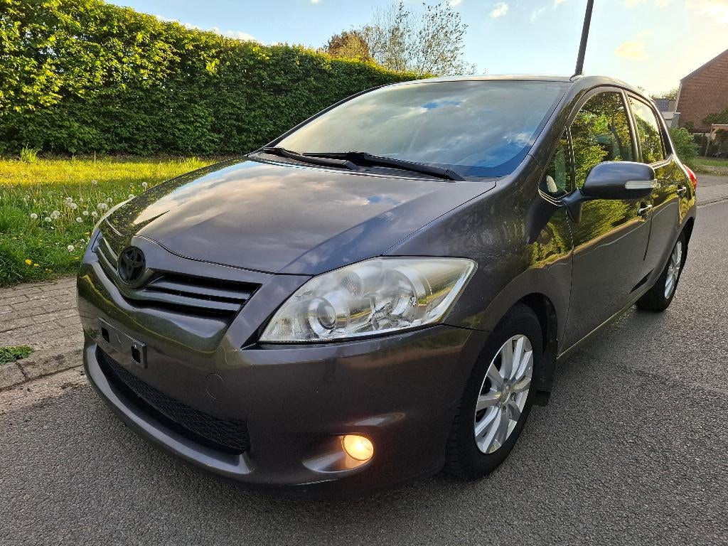 Toyota Auris 1.4 D-4D 90 CH GPS Climat 5 Portes 2011, Autos, Toyota, Achat, Boîte manuelle, 5 portes, Particulier