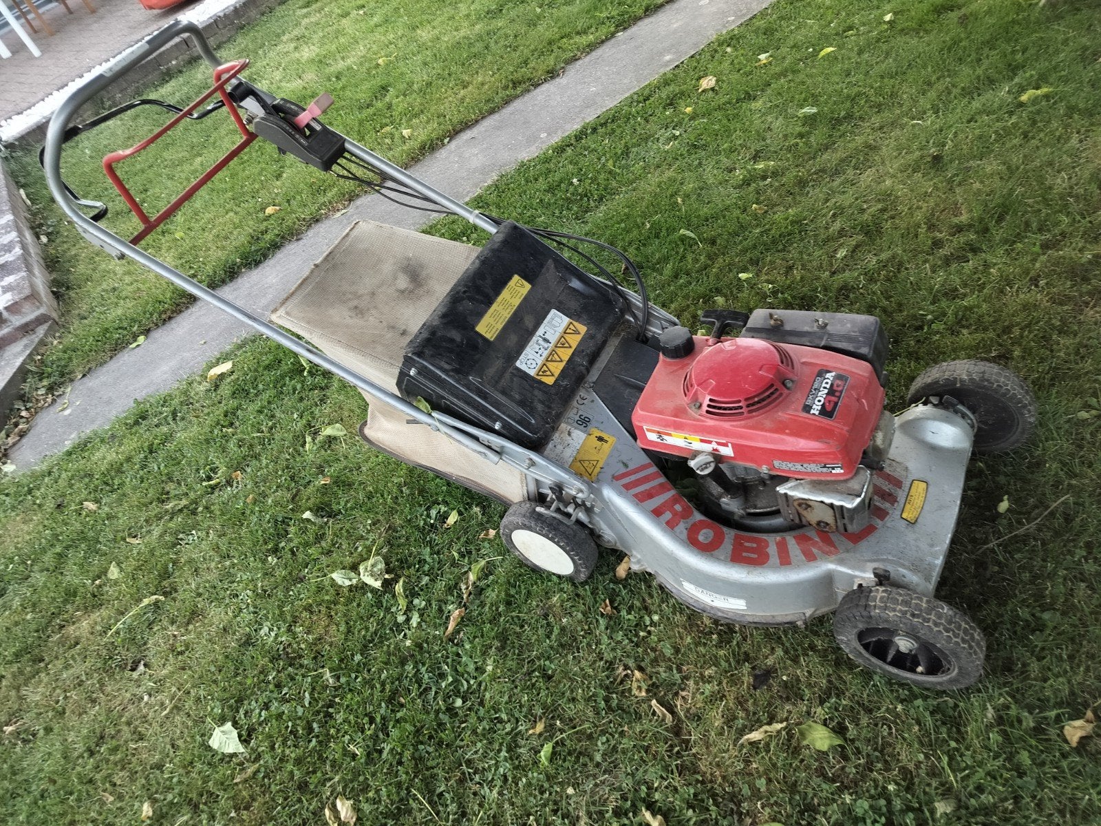 Tondeuse autotractée. Honda avec embrayage de lame, Jardin & Terrasse