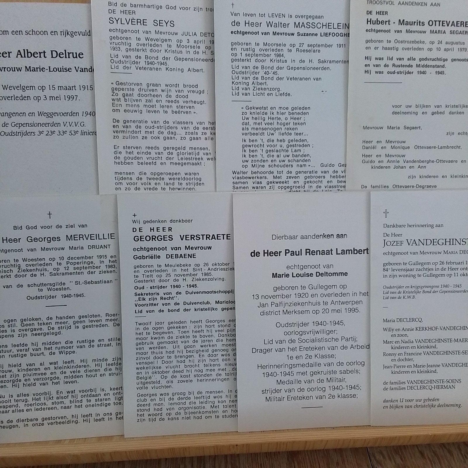 oudstrijders 40-45   (6), Verzamelen, Bidprentjes en Rouwkaarten, Verzenden, Bidprentje
