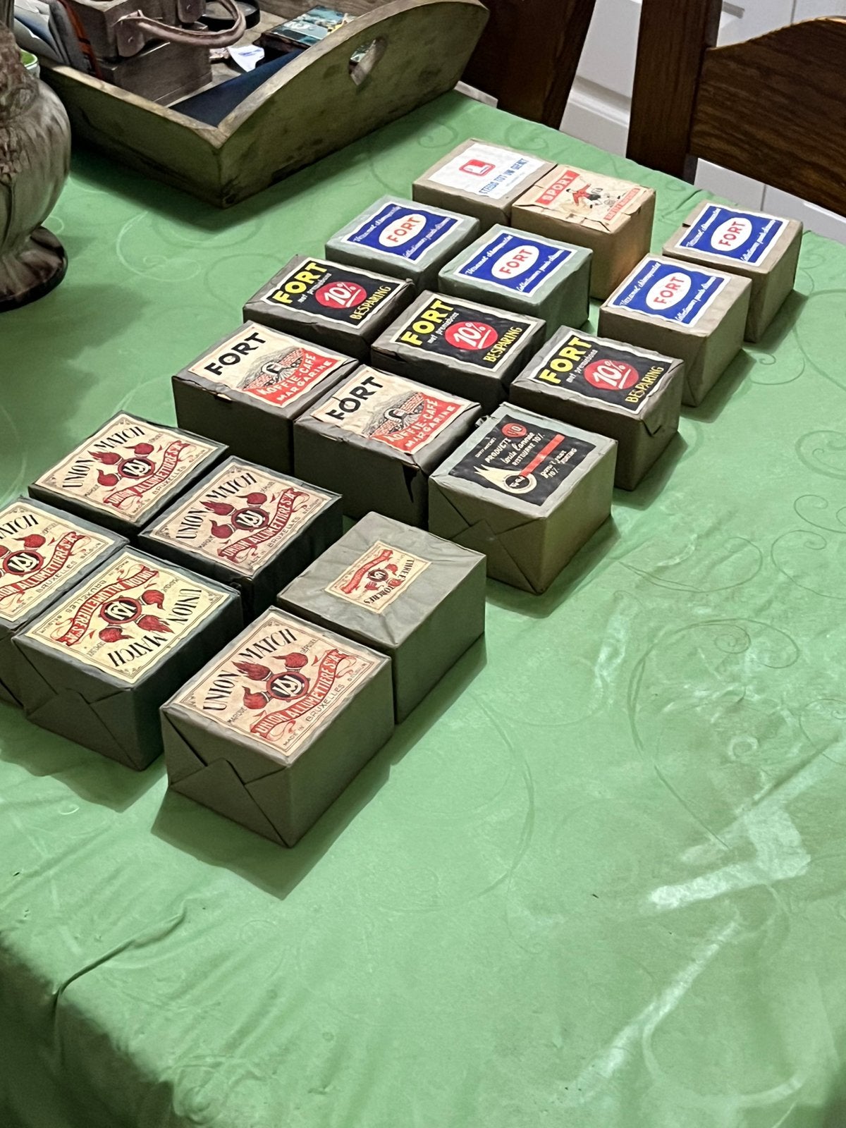Lucifers 18 pakken van 10 doosjes,10 losse doosjes van Fort, Verzamelen, Rookartikelen, Aanstekers en Luciferdoosjes, Nieuw, Luciferdoosjes of -merken