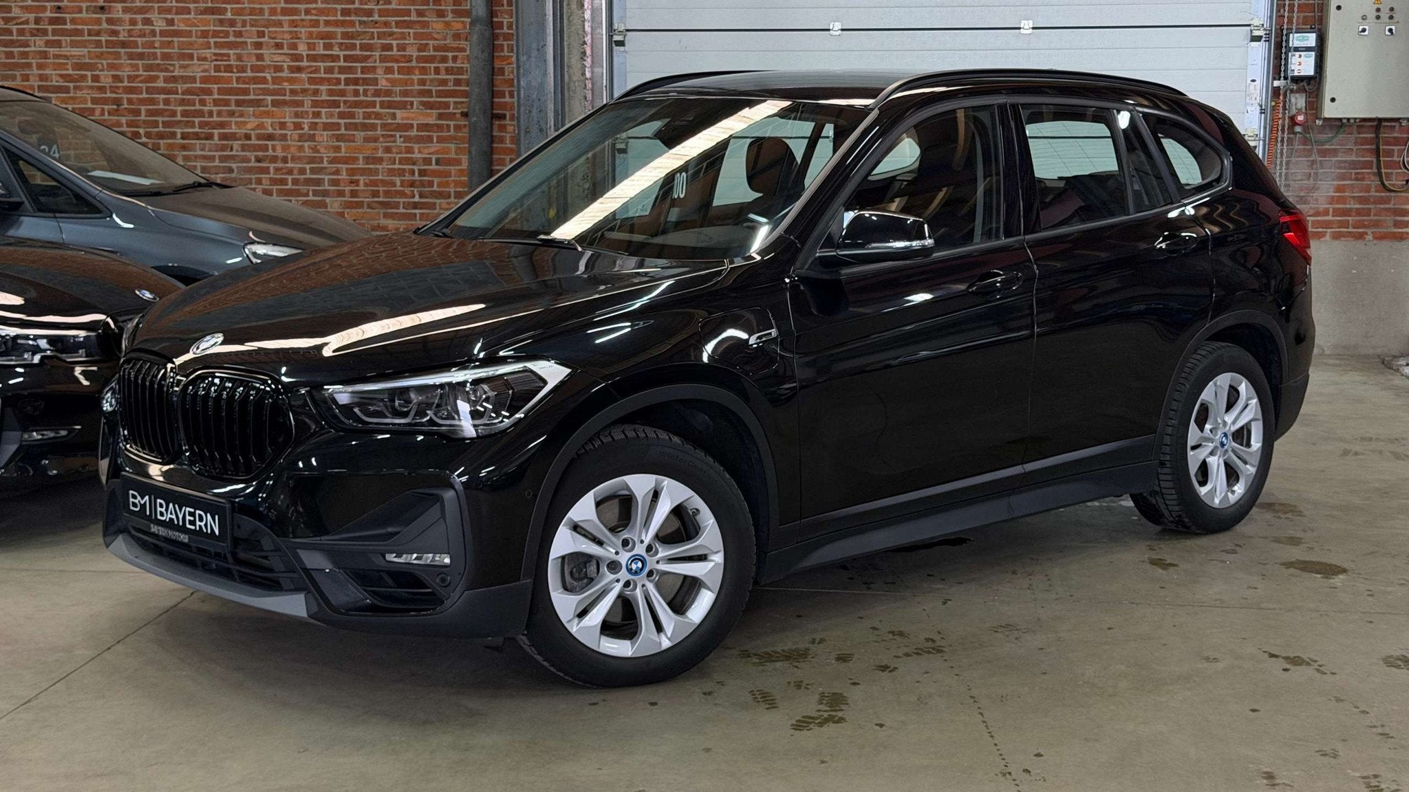BMW X1 1.5iA xDrive25e SOH 95% Garantie Plug In Hybride B, Autos, BMW, X1, Achat, Entreprise, Carnet d'entretien