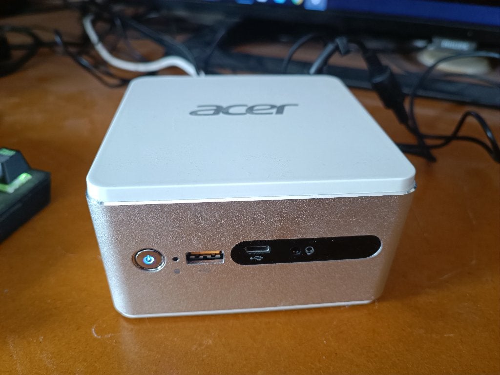 Acer Revo Cube RN76, Ophalen of Verzenden, Zo goed als nieuw, SSD, Acer