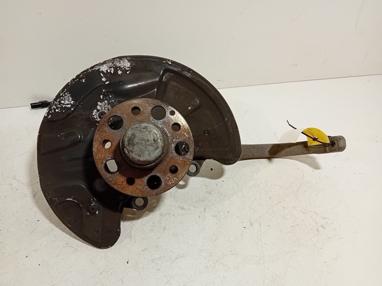 Wielnaaf links voor Mercedes-Benz E-Klasse, Onderdelen@venauto.nl, Van der Ven Autorecycling B.V., Ettenseweg 76, 4706 PB Roosendaal, The Netherlands