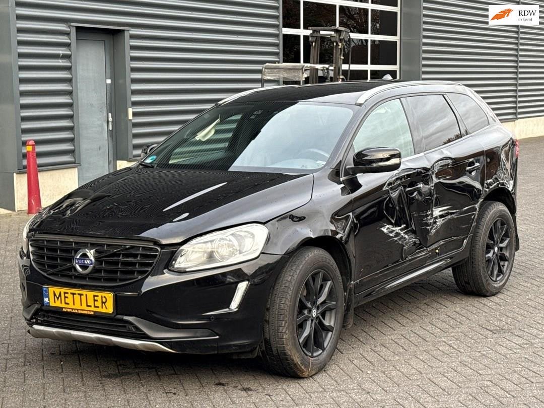 Volvo XC60 2.0 T5 FWD Polar+ navigatie, trekhaak, cruise con, Auto's, 245 pk, Gebruikt, Euro 6, 4 cilinders