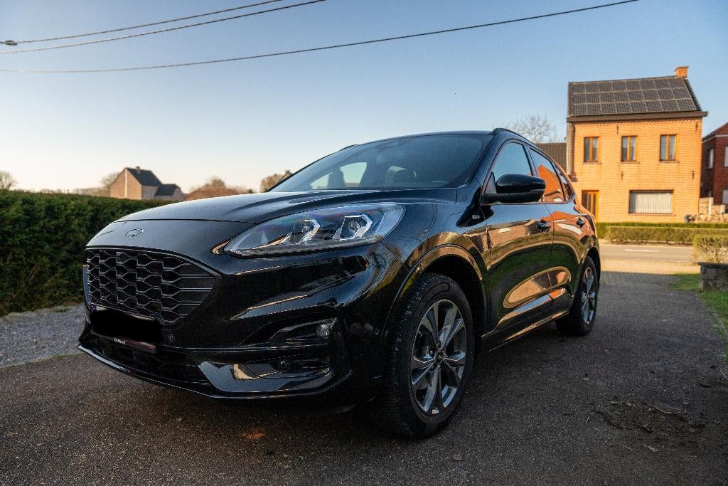 Ford Kuga 1,5 EcoBoost ST-line X, Auto's, 1498 cc, 4 cilinders, Leder en Stof, Particulier