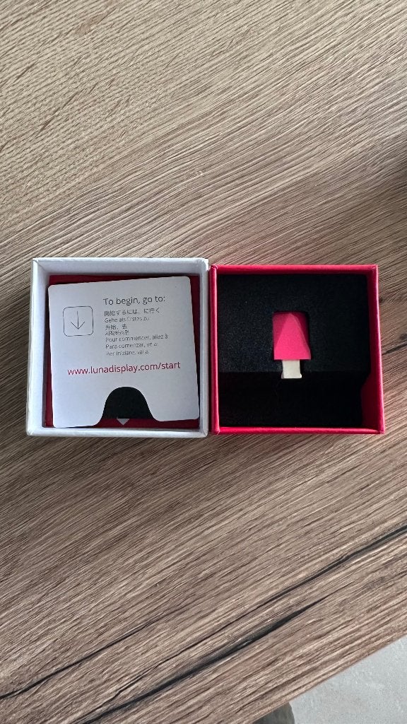 Luna Display Dongle + 1,5m usb-c-usb-a kabel -perfecte staat, Computers en Software, Ophalen of Verzenden, Zo goed als nieuw