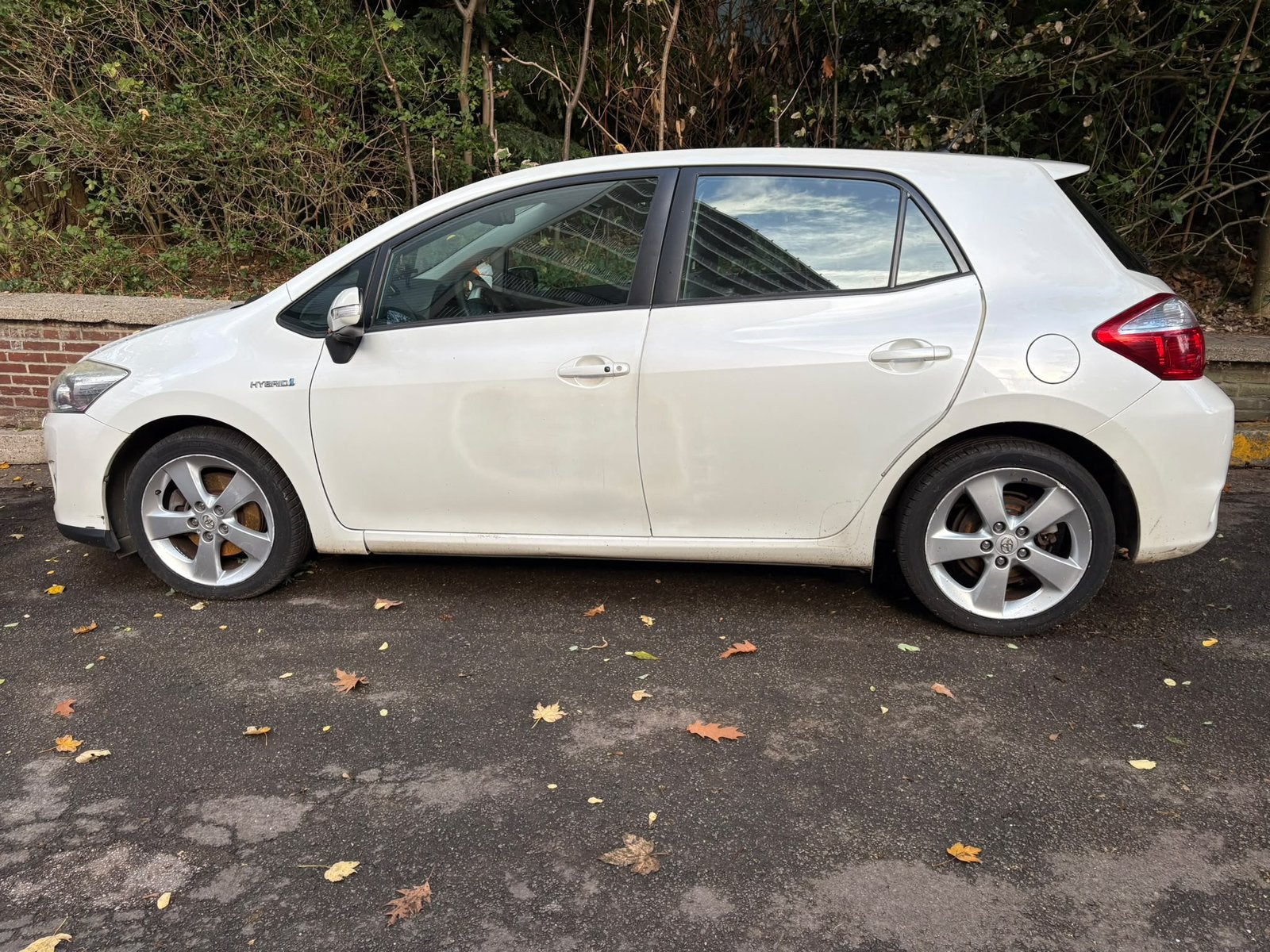 Toyota Auris Hybride - Bon etat, Achat, 4 portes, Automatique, Particulier